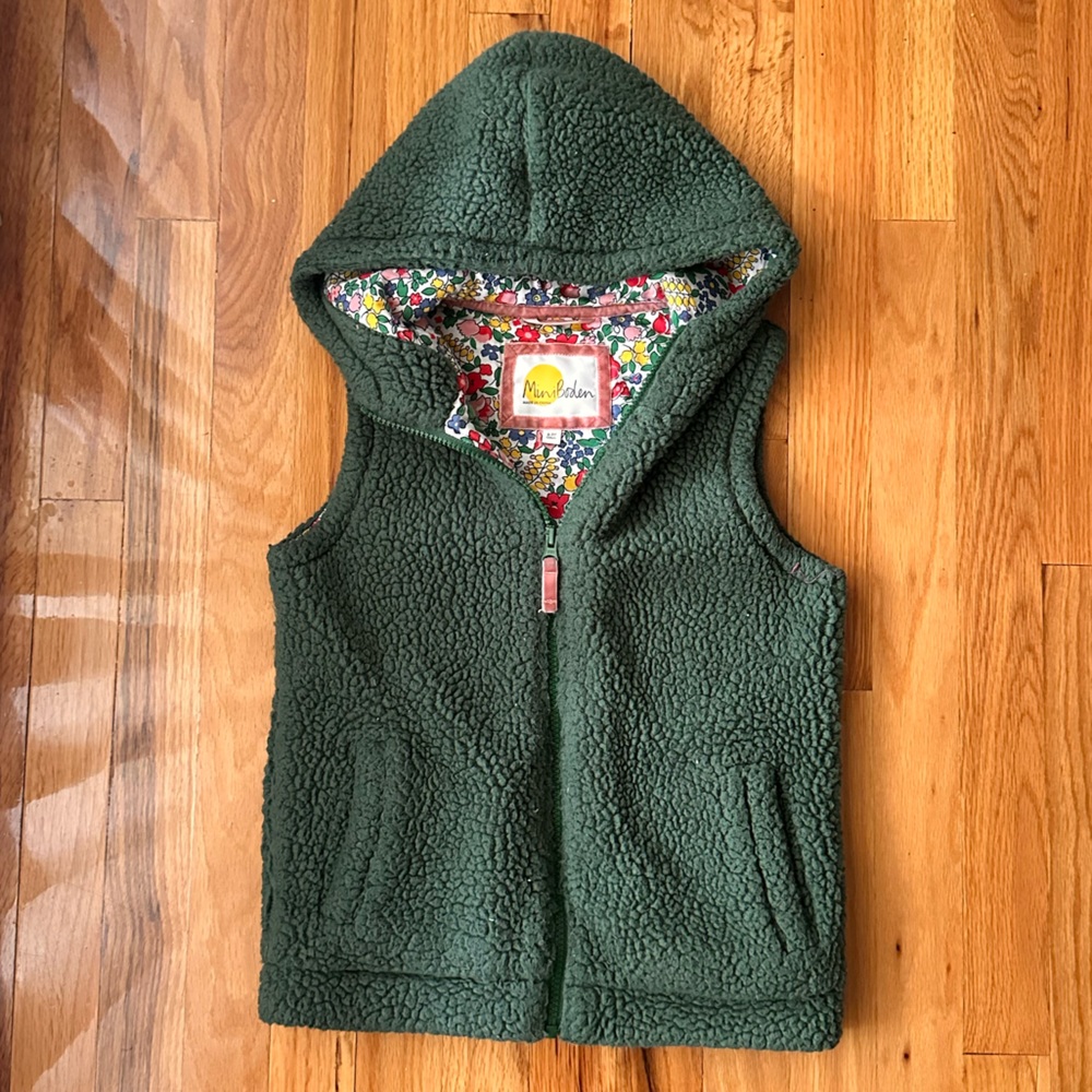 Mini Boden Fluffy Fleece Vest